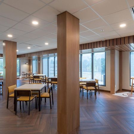 Fairfield By Marriott Inn & Suites Revelstoke Exterior foto