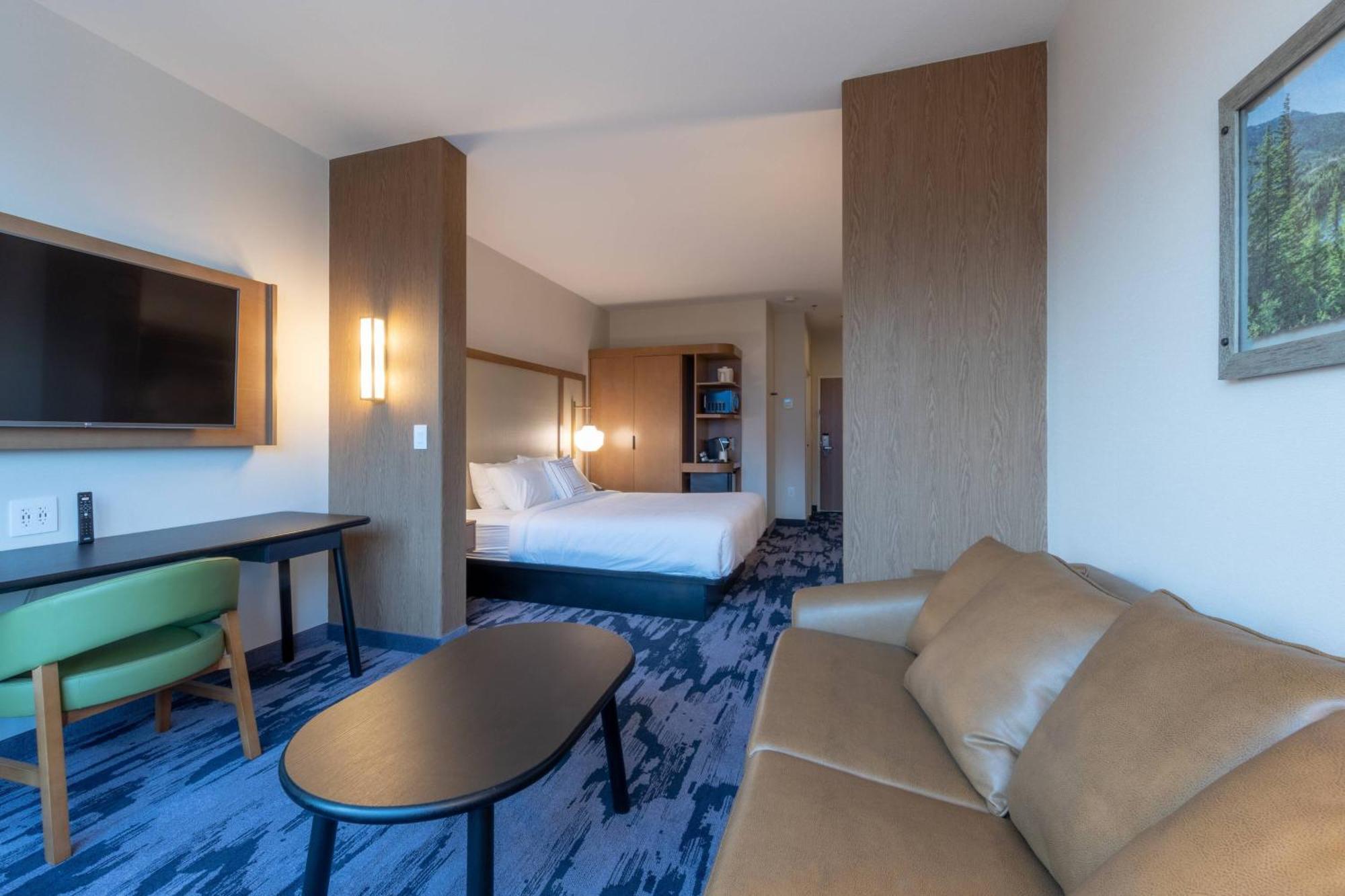 Fairfield By Marriott Inn & Suites Revelstoke Exterior foto